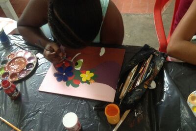 Más de 400 niños y niñas de Cartagena de Indias participan en nuestro nuevo programa de arte, como motor de cambio y transformación